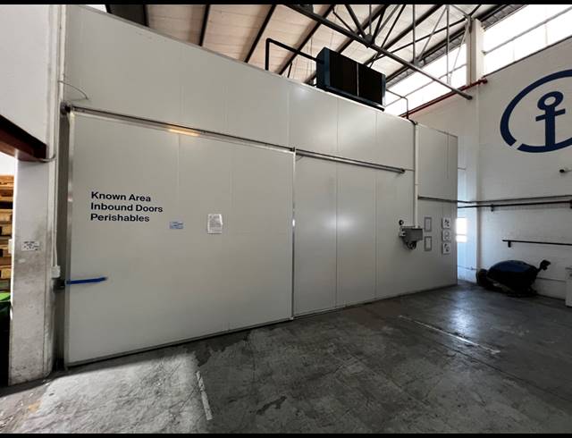 732M² WAREHOUSE TO LET IN AIRPORT INDUSTRIA